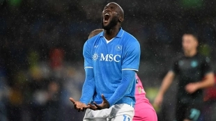 Lukaku has been injured, and Napoli wants another forward.