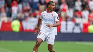 They're raving about him! Loïc Badé targeted by 3 clubs and Sevilla rubbing their hands together