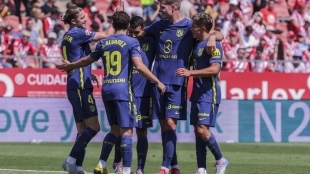 Los jugadores del Atlético de Madrid celebran un gol