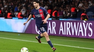 Carlos Soler, Spanish midfielder of PSG