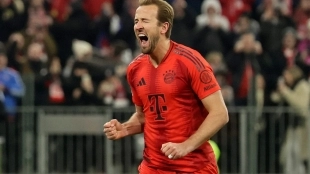 <p>Harry Kane celebrates a goal scored with Bayern Munich</p>