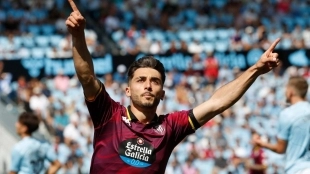 <p>Raúl Moro celebrates a goal scored with Real Valladolid</p>