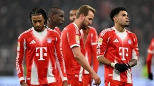 Bayern Munich players after a defeat